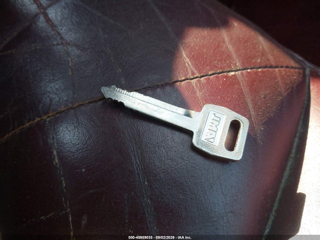 Продаж на аукціоні авто 1995 Lincoln Town Car Signature/spinnaker, vin: 1LNLM82W7SY766714, номер лоту: 45959035