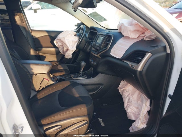 2018 Jeep Cherokee Latitude Fwd მანქანა იყიდება აუქციონზე, vin: 1C4PJLCB4JD544554, აუქციონის ნომერი: 45959047