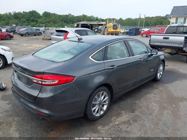 Продажа на аукционе авто 2018 Ford Fusion Energi Se Luxury, vin: 3FA6P0PU3JR193248, номер лота: 45959055