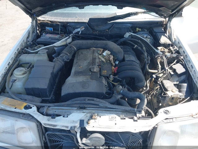 45959108 :رقم المزاد ، WDBEA32E0SC258788 vin ، 1995 Mercedes-benz E 320 Base/320 Special مزاد بيع