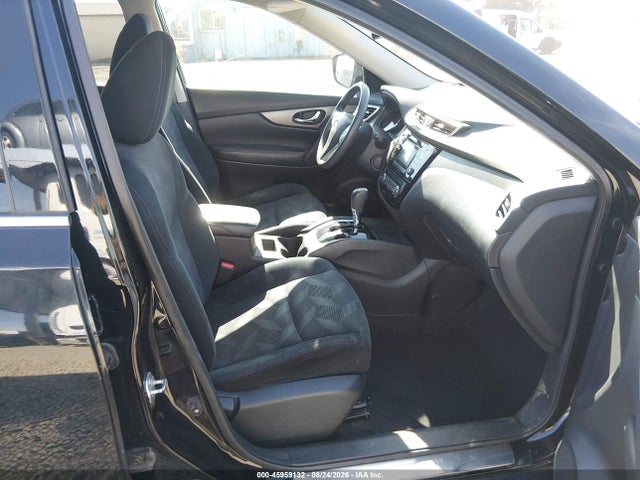 5N1AT2MKXFC850174 Nissan ROGUE SV