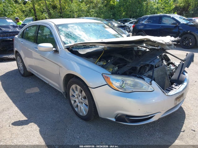 45959158 :رقم المزاد ، 1C3CCBAB0CN204552 vin ، 2012 Chrysler 200 Lx مزاد بيع