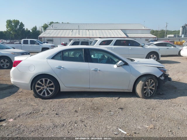 2015 Chevrolet Malibu 1lz მანქანა იყიდება აუქციონზე, vin: 1G11F5SL7FF254388, აუქციონის ნომერი: 45959176