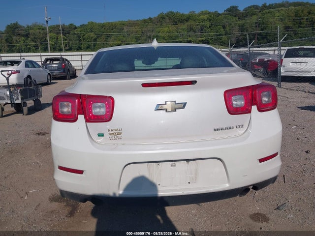 2015 Chevrolet Malibu 1lz მანქანა იყიდება აუქციონზე, vin: 1G11F5SL7FF254388, აუქციონის ნომერი: 45959176