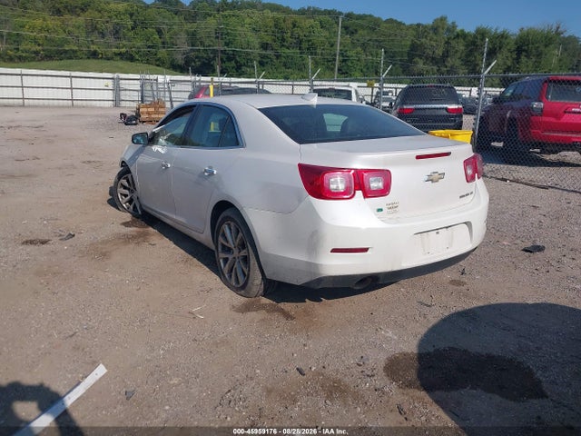 2015 Chevrolet Malibu 1lz მანქანა იყიდება აუქციონზე, vin: 1G11F5SL7FF254388, აუქციონის ნომერი: 45959176