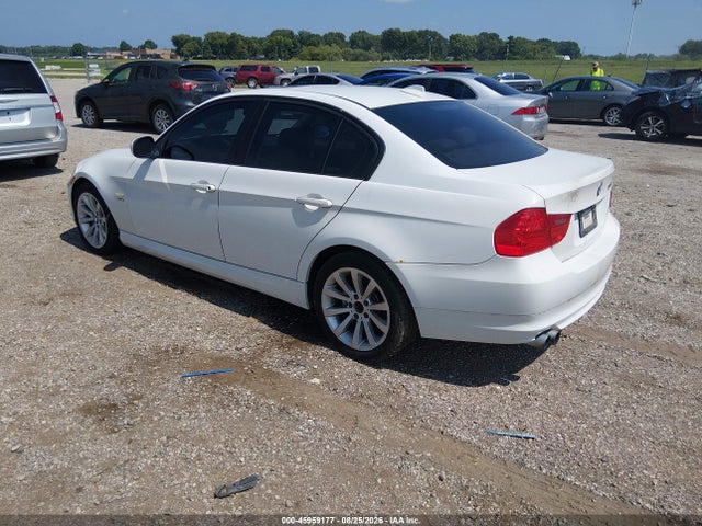 45959177 :رقم المزاد ، WBAPK7G50BNN86253 vin ، 2011 Bmw 328i Xdrive مزاد بيع