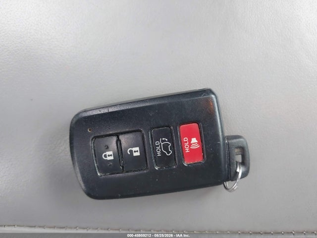 Продажа на аукционе авто 2016 Toyota Highlander Xle V6, vin: 5TDKKRFH1GS503967, номер лота: 45959212