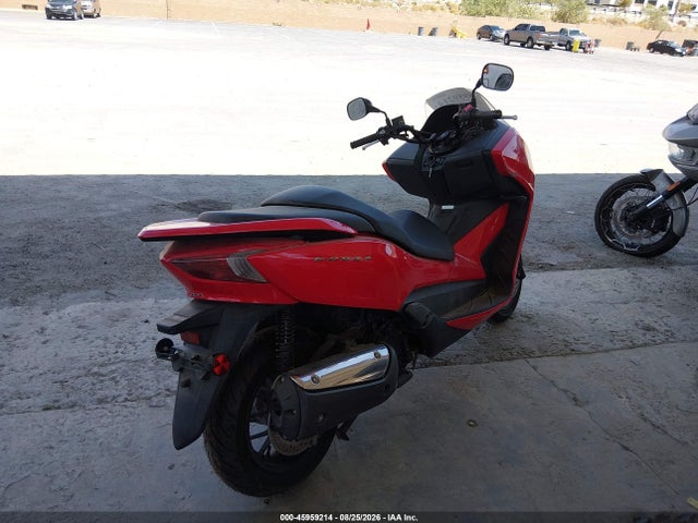 MLHNF0414E5000131 Honda Nss300 A