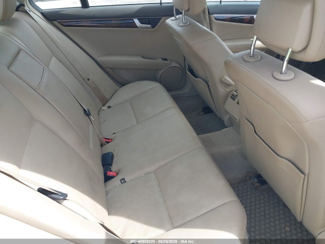 Продажа на аукционе авто 2013 Mercedes-benz C 250 Sport, vin: WDDGF4HB3DA830083, номер лота: 45959220