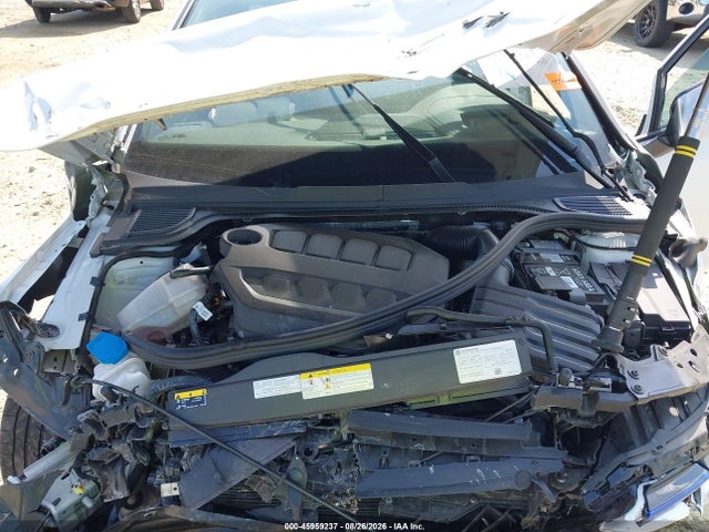 2024 Volkswagen Golf R 2.0t მანქანა იყიდება აუქციონზე, vin: WVWEB7CD9RW224062, აუქციონის ნომერი: 45959237