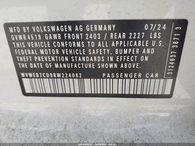 2024 Volkswagen Golf R 2.0t მანქანა იყიდება აუქციონზე, vin: WVWEB7CD9RW224062, აუქციონის ნომერი: 45959237