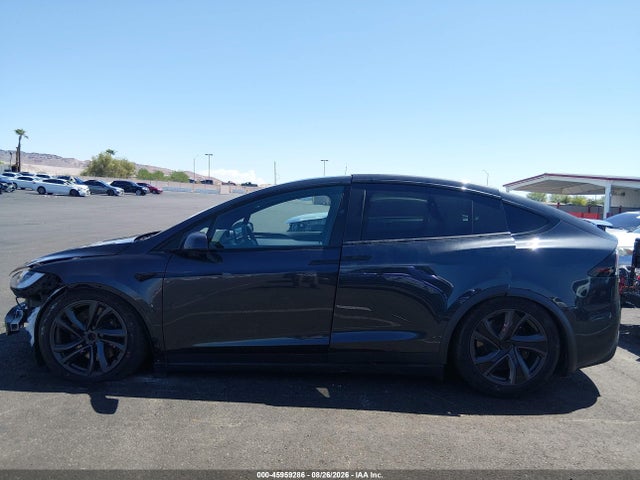 Tesla Model X All-wheel Drive 2026 7SAXCBE52TF472957 Image 15