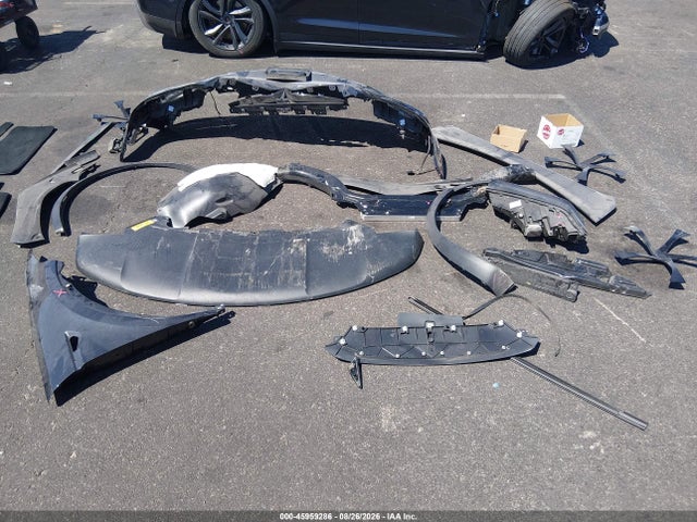 Tesla Model X All-wheel Drive 2026 7SAXCBE52TF472957 Image 12