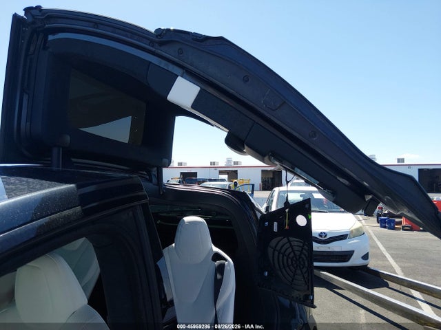Tesla Model X All-wheel Drive 2026 7SAXCBE52TF472957 Image 6