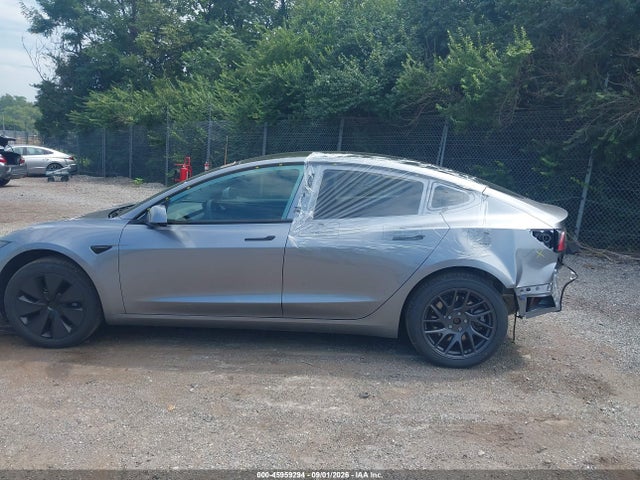 5YJ3E1EA2SF071131 Tesla Model 3 Long Range Rear-wheel Drive/standard Rear-wheel Drive