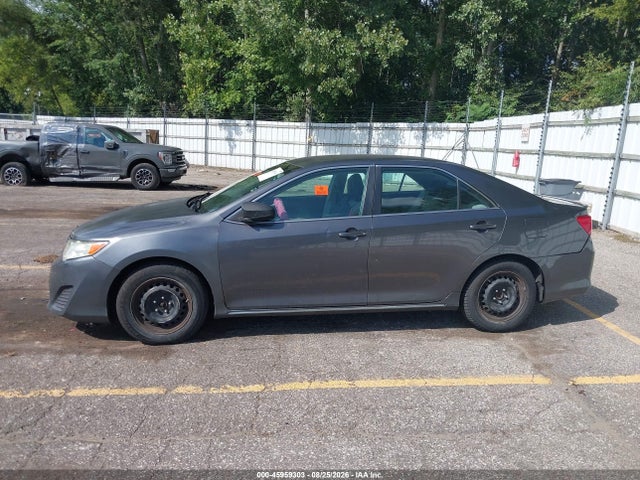 2013 Toyota Camry Le მანქანა იყიდება აუქციონზე, vin: 4T1BF1FK1DU236589, აუქციონის ნომერი: 45959303