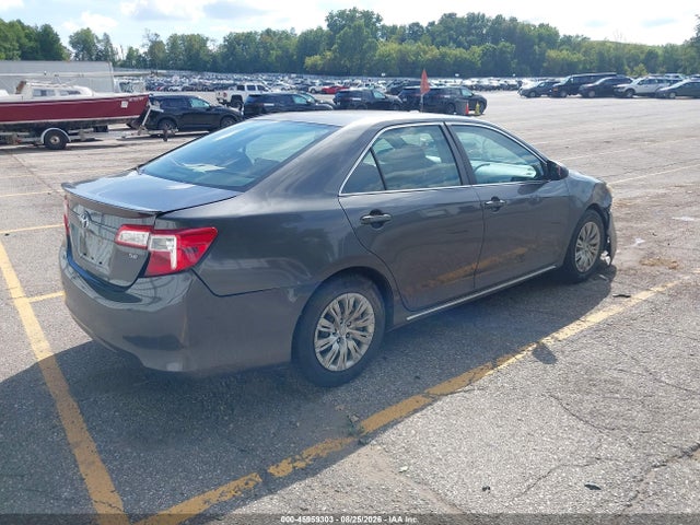 2013 Toyota Camry Le მანქანა იყიდება აუქციონზე, vin: 4T1BF1FK1DU236589, აუქციონის ნომერი: 45959303