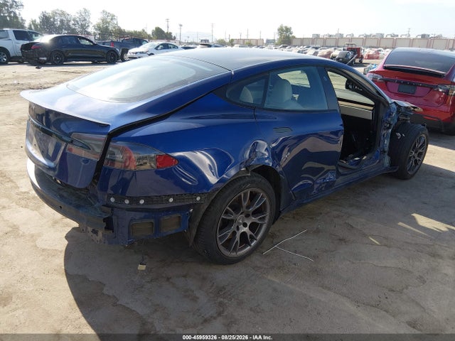 45959326 :رقم المزاد ، 5YJSA1E57MF428431 vin ، 2021 Tesla Model S Long Range Dual Motor All-wheel Drive مزاد بيع