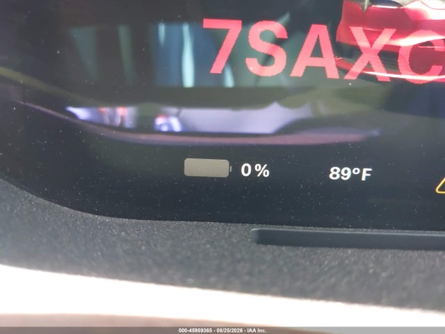 Tesla Model X Long Range 2025 7SAXCDE50SF470215 Image 18