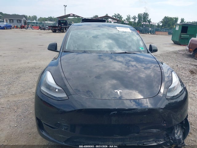 Продаж на аукціоні авто 2024 Tesla Model Y Long Range Dual Motor All-wheel Drive, vin: 7SAYGAEE7RF982040, номер лоту: 45959383