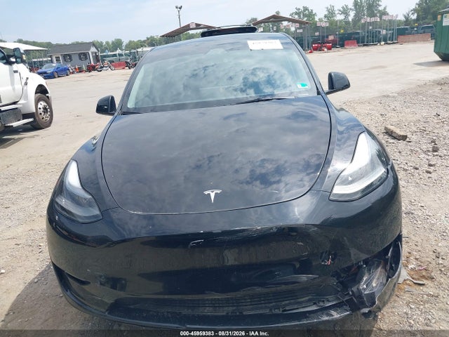 Продаж на аукціоні авто 2024 Tesla Model Y Long Range Dual Motor All-wheel Drive, vin: 7SAYGAEE7RF982040, номер лоту: 45959383