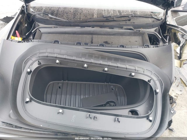 45959392 :رقم المزاد ، 7SAYGDEEXTF565889 vin ، 2026 Tesla Model Y مزاد بيع