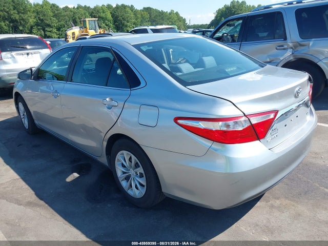 45959395 :رقم المزاد ، 4T1BF1FK3GU175332 vin ، 2016 Toyota Camry Le مزاد بيع