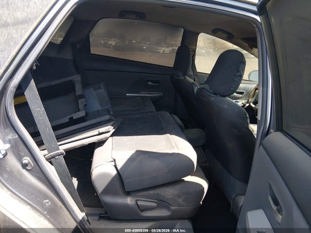 Toyota Prius V Three 2014 JTDZN3EU6EJ000267 Image 8