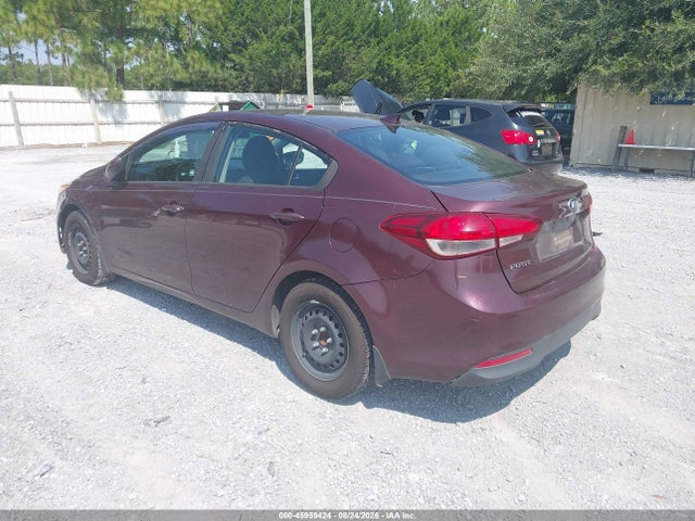 45959424 :رقم المزاد ، 3KPFK4A7XHE149770 vin ، 2017 Kia Forte Lx مزاد بيع