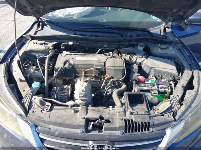 45959455 :رقم المزاد ، 1HGCR2F32FA055800 vin ، 2015 Honda Accord Lx مزاد بيع