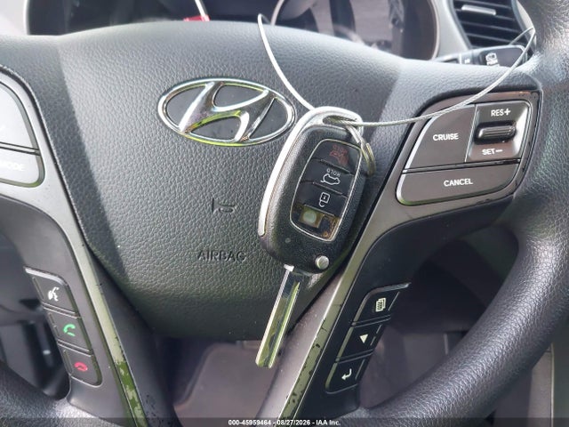 2017 Hyundai Santa Fe Se მანქანა იყიდება აუქციონზე, vin: KM8SM4HF1HU213004, აუქციონის ნომერი: 45959464