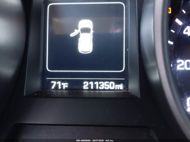 2017 Hyundai Santa Fe Se მანქანა იყიდება აუქციონზე, vin: KM8SM4HF1HU213004, აუქციონის ნომერი: 45959464
