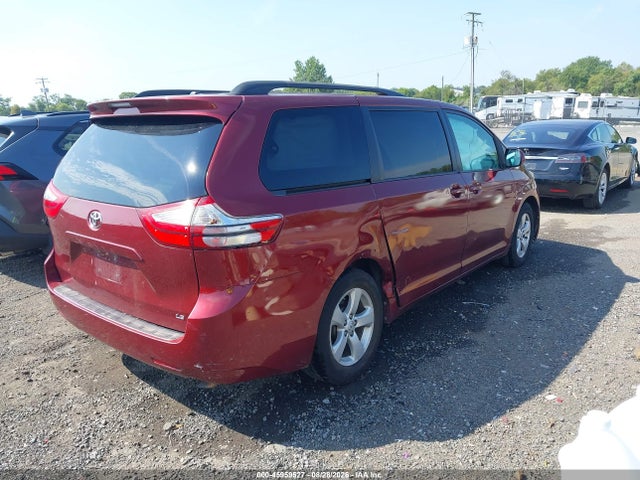 Продажа на аукционе авто 2015 Toyota Sienna Le 8 Passenger, vin: 5TDKK3DCXFS578590, номер лота: 45959527
