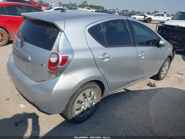 2013 Toyota Prius C Two მანქანა იყიდება აუქციონზე, vin: JTDKDTB37D1554397, აუქციონის ნომერი: 45959531