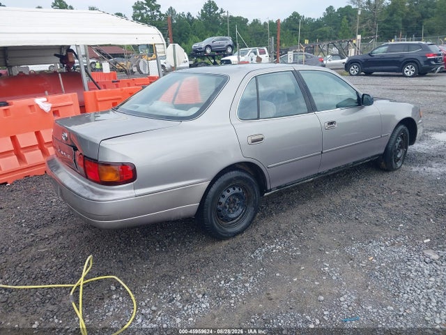 Продажа на аукционе авто 1995 Toyota Camry Dx, vin: 4T1SK11E8SU638474, номер лота: 45959624