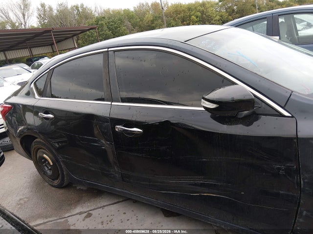 2016 Nissan Altima 2.5 S მანქანა იყიდება აუქციონზე, vin: 1N4AL3AP1GN385919, აუქციონის ნომერი: 45959628