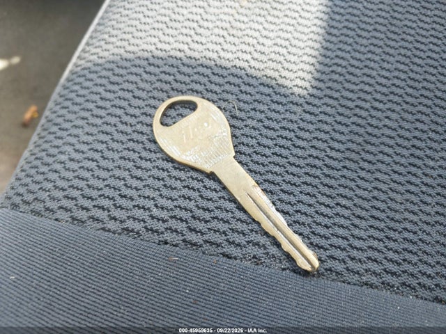 45959635 :رقم المزاد ، 1N6ED27T32C384635 vin ، 2002 Nissan Frontier Xe-v6 مزاد بيع