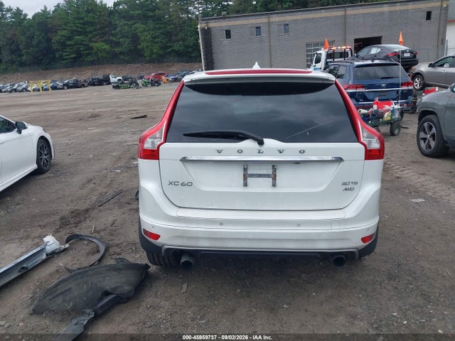 Aukcja sprzedaży 2015 Volvo Xc60 T6 R-design Platinum, vin: YV4902RS1F2643362, numer aukcji: 45959737