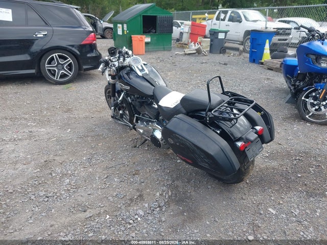 Harley-Davidson FLSB 2020 1HD1YMJ13LB019757 Image 3
