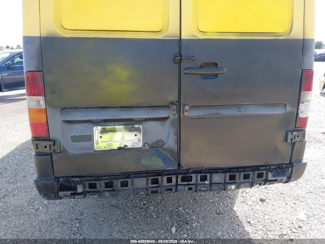 2004 Dodge Sprinter Van 3500 High Roof მანქანა იყიდება აუქციონზე, vin: WD2PD544945611083, აუქციონის ნომერი: 45959845