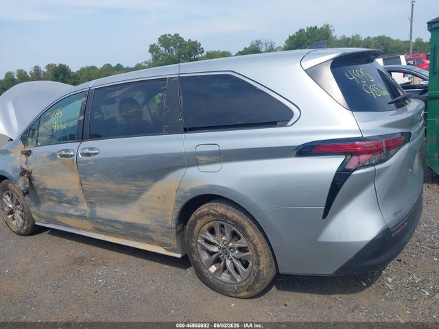 Продаж на аукціоні авто 2021 Toyota Sienna Xle, vin: 5TDYRKEC0MS005449, номер лоту: 45959882