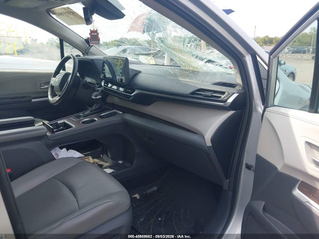 Продаж на аукціоні авто 2021 Toyota Sienna Xle, vin: 5TDYRKEC0MS005449, номер лоту: 45959882