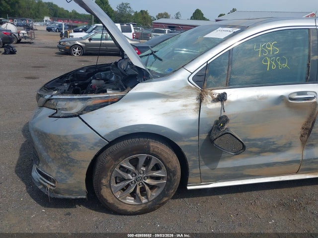 Продаж на аукціоні авто 2021 Toyota Sienna Xle, vin: 5TDYRKEC0MS005449, номер лоту: 45959882