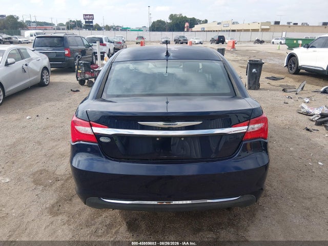 Chrysler 200 LX 2014 1C3CCBAB1EN122428 Image 16