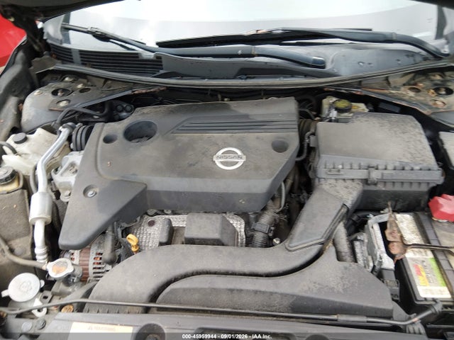 2015 Nissan Altima 2.5 S მანქანა იყიდება აუქციონზე, vin: 1N4AL3AP8FC580717, აუქციონის ნომერი: 45959944