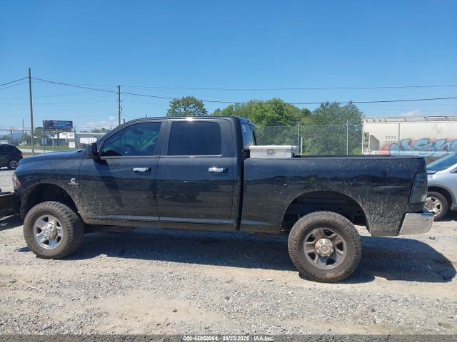 2018 Ram 2500 Slt  4x4 6'4 Box მანქანა იყიდება აუქციონზე, vin: 3C6UR5DL3JG424673, აუქციონის ნომერი: 45959964