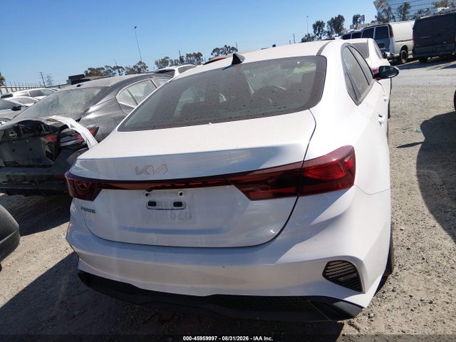 KIA Forte Lxs 2023 3KPF24AD0PE609863 Image 16