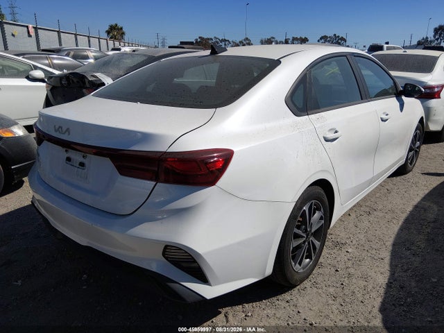 KIA Forte Lxs 2023 3KPF24AD0PE609863 Image 4