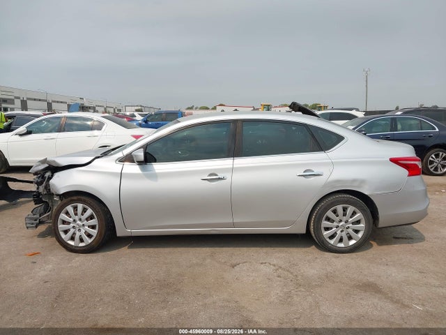 Продаж на аукціоні авто 2017 Nissan Sentra Sv, vin: 3N1AB7AP1HL697960, номер лоту: 45960009