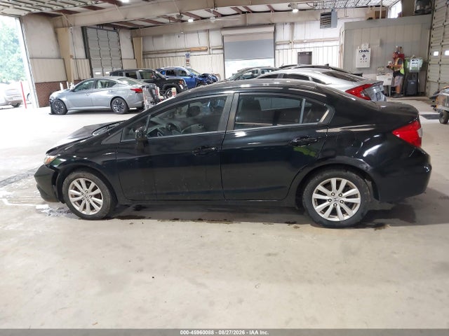 45960088 :رقم المزاد ، 19XFB2F87CE385100 vin ، 2012 Honda Civic Ex مزاد بيع